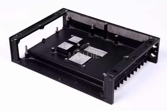 Parti personalizzate/progettate in pressofusione di zinco/alluminio per auto/hardware/medicina/luce a LED